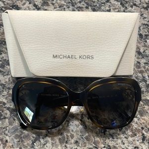 Michael Kors woman’s sunglasses